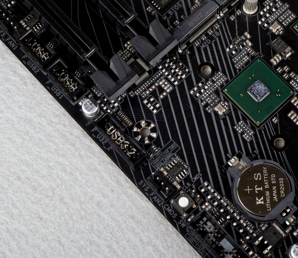 技嘉z790雪鹰和小雕主板评测,技嘉x670aoruseliteax小雕参数