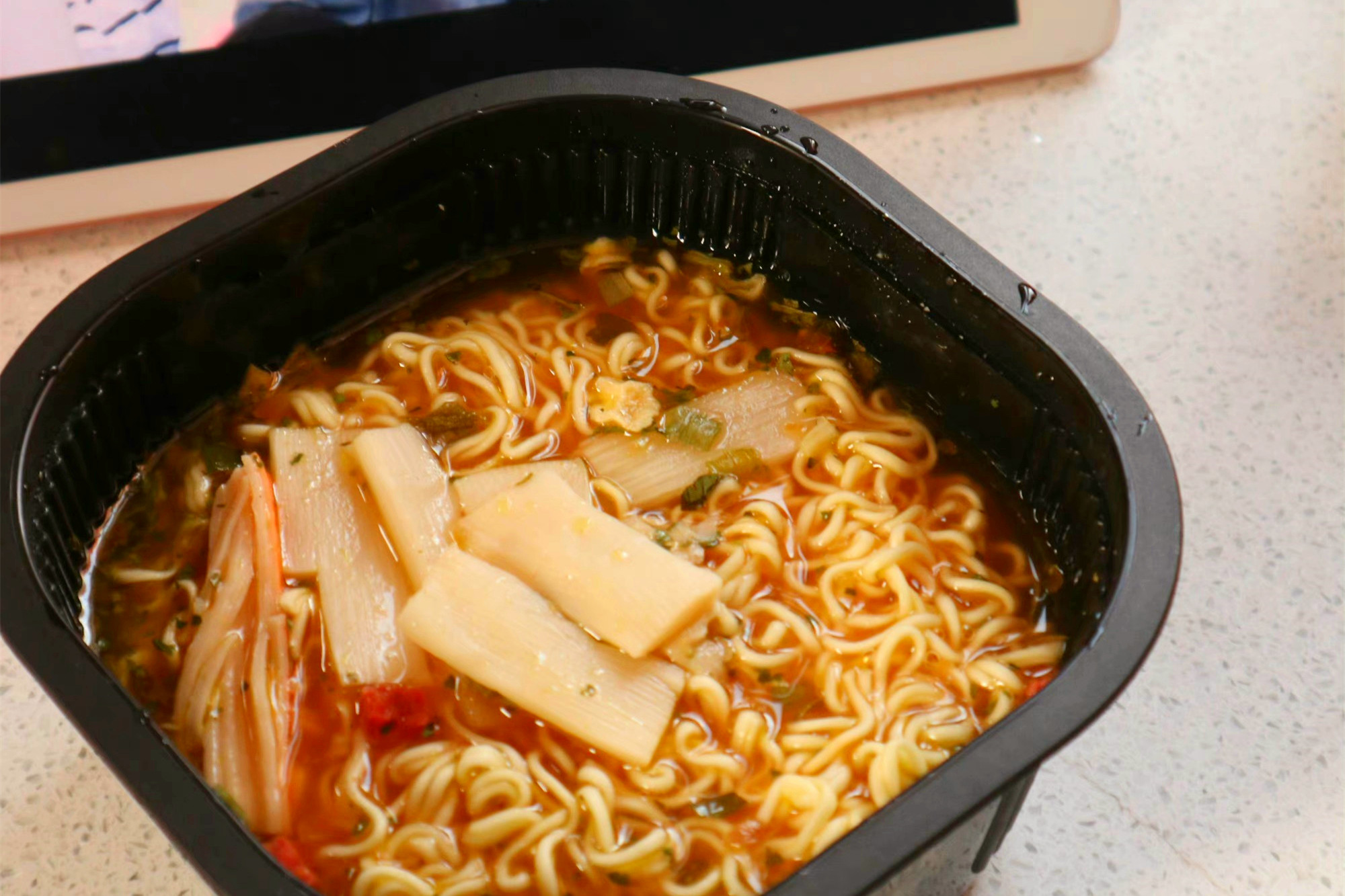 最好吃的桶装方便面推荐,哪款桶装方便面实惠又好吃