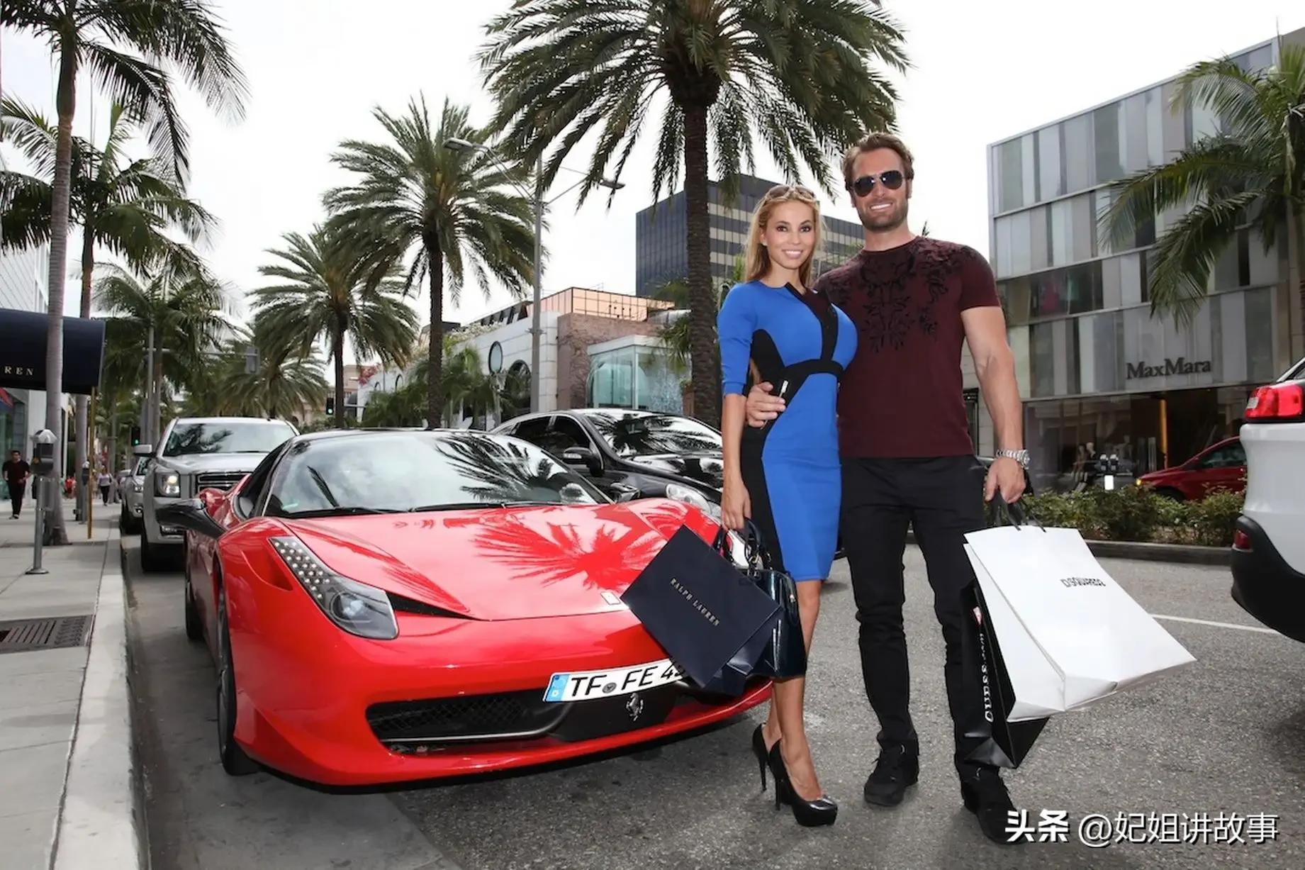 德国土豪极奢淫欲,有3个老婆、9位*妇情**,人称“现代韦小宝”