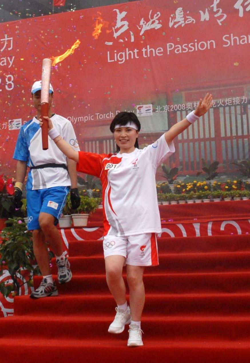 央视主播李瑞英退休后的生活,央视名嘴李瑞英现状