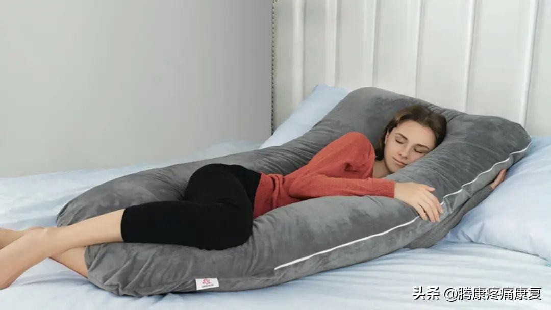 髋关节疼痛怎么办最有效的方法,髋关节疼痛的锻炼方法视频