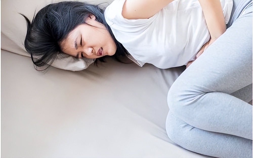 舌下有青筋就是有血瘀吗,舌下青筋是血瘀体质的症状