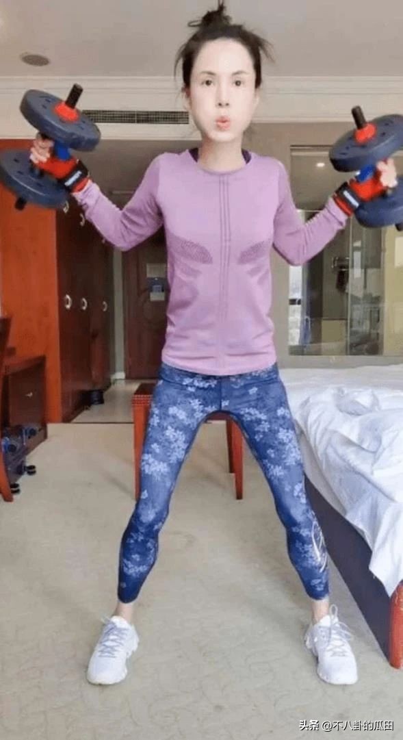 瘦到脱相的几位明星,12位瘦脱相的明星憔悴苍老