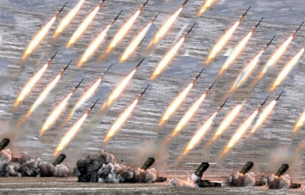 俄日炙成乌军噩梦！2枚温压弹摧毁据点，2500℃连人带物一起蒸发