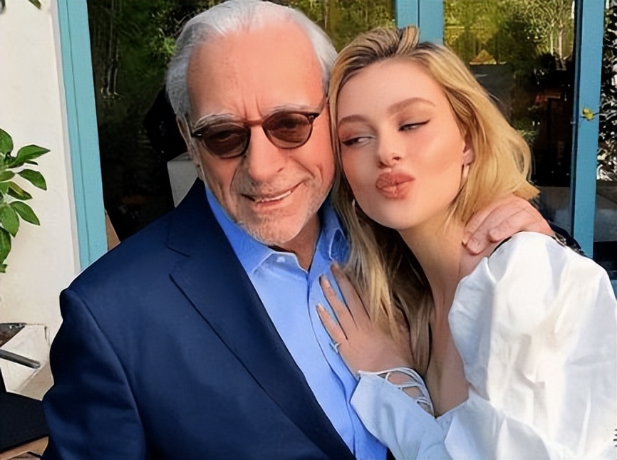 盘点足球巨星的儿子,足球球星娶明星