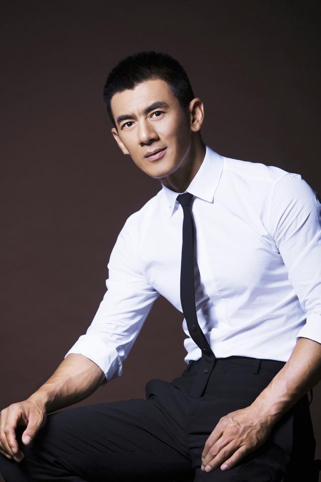 硬汉任天野8岁被家人抛弃,从小被父母抛弃任天野