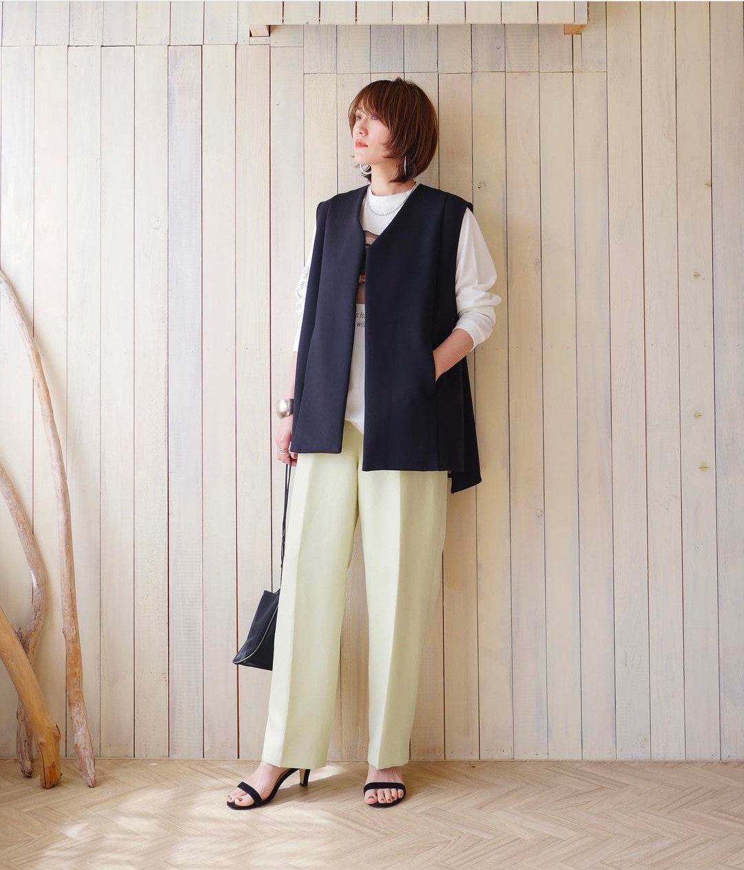 显瘦修饰腿型的裤子春夏,既能显腿长又能遮住肉肉的裤子