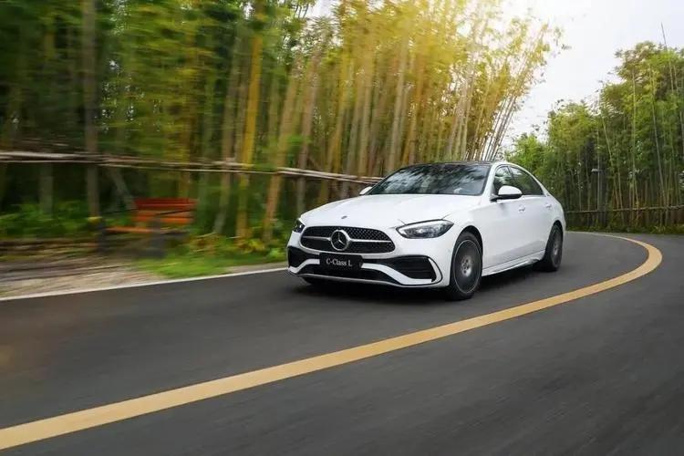 捷豹靠国内救活的吗,捷豹从豪华品牌跌入低谷