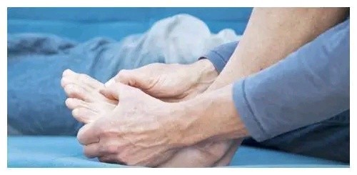 尿酸486吃非布司他20mg还是40mg,吃非布司他真的可以降尿酸吗