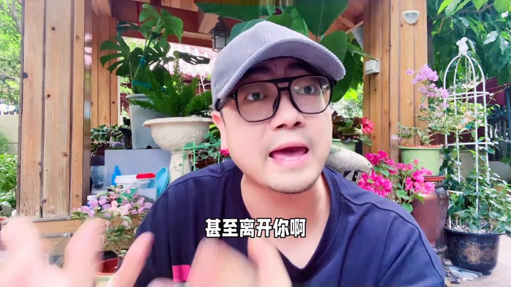 牡丹鹦鹉记仇的表现,鹦鹉记仇的表现