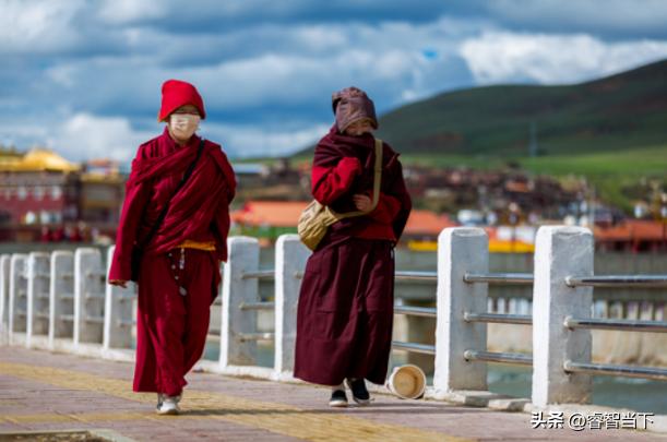 中国最大尼姑庵里面有2万女尼姑,国内最大尼姑