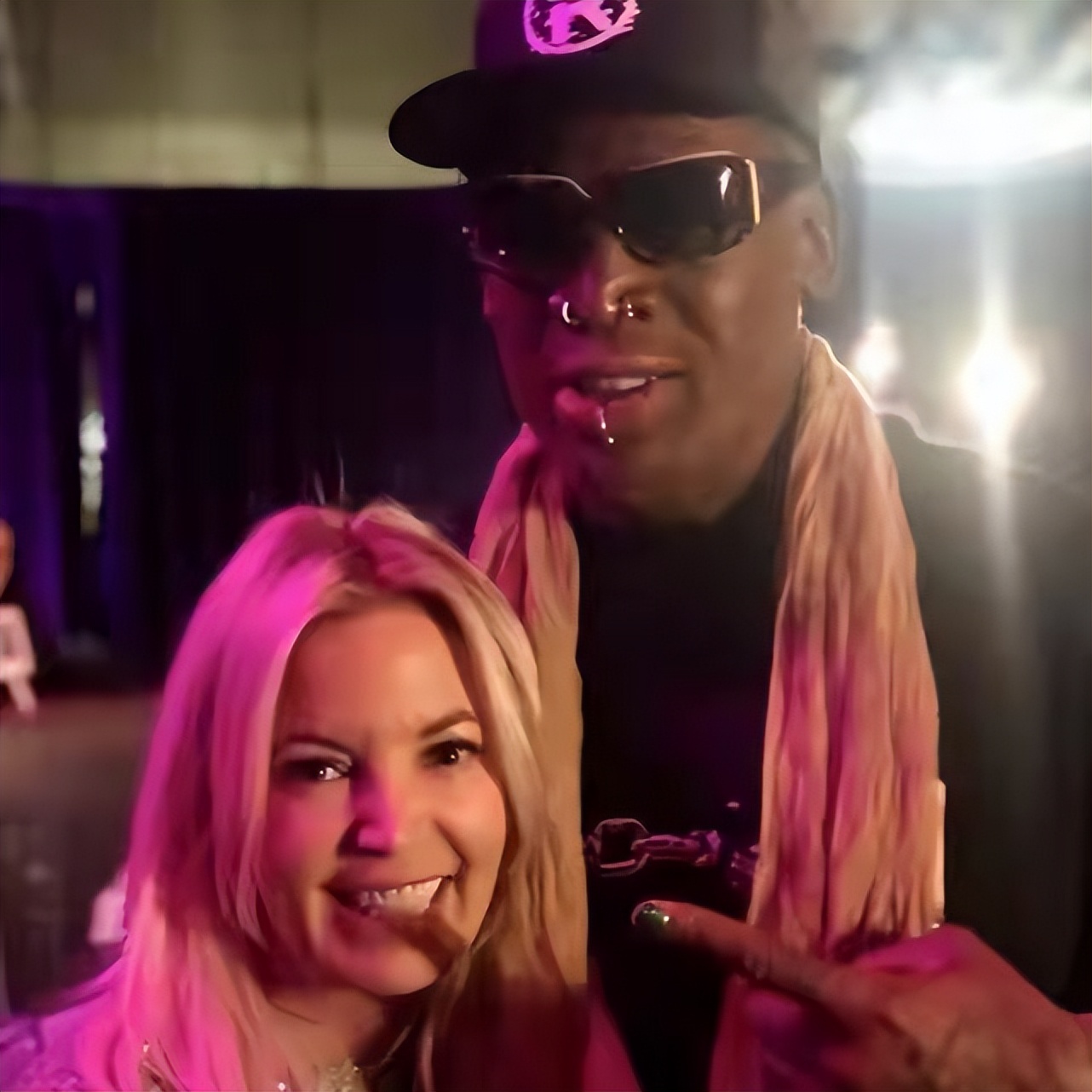 湖人老板珍妮巴斯最新消息,湖人老板珍妮巴斯宣布择偶标准