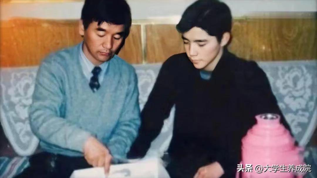 阿云嘎从草原少年成长为王子,阿云嘎在草原上生活了多久