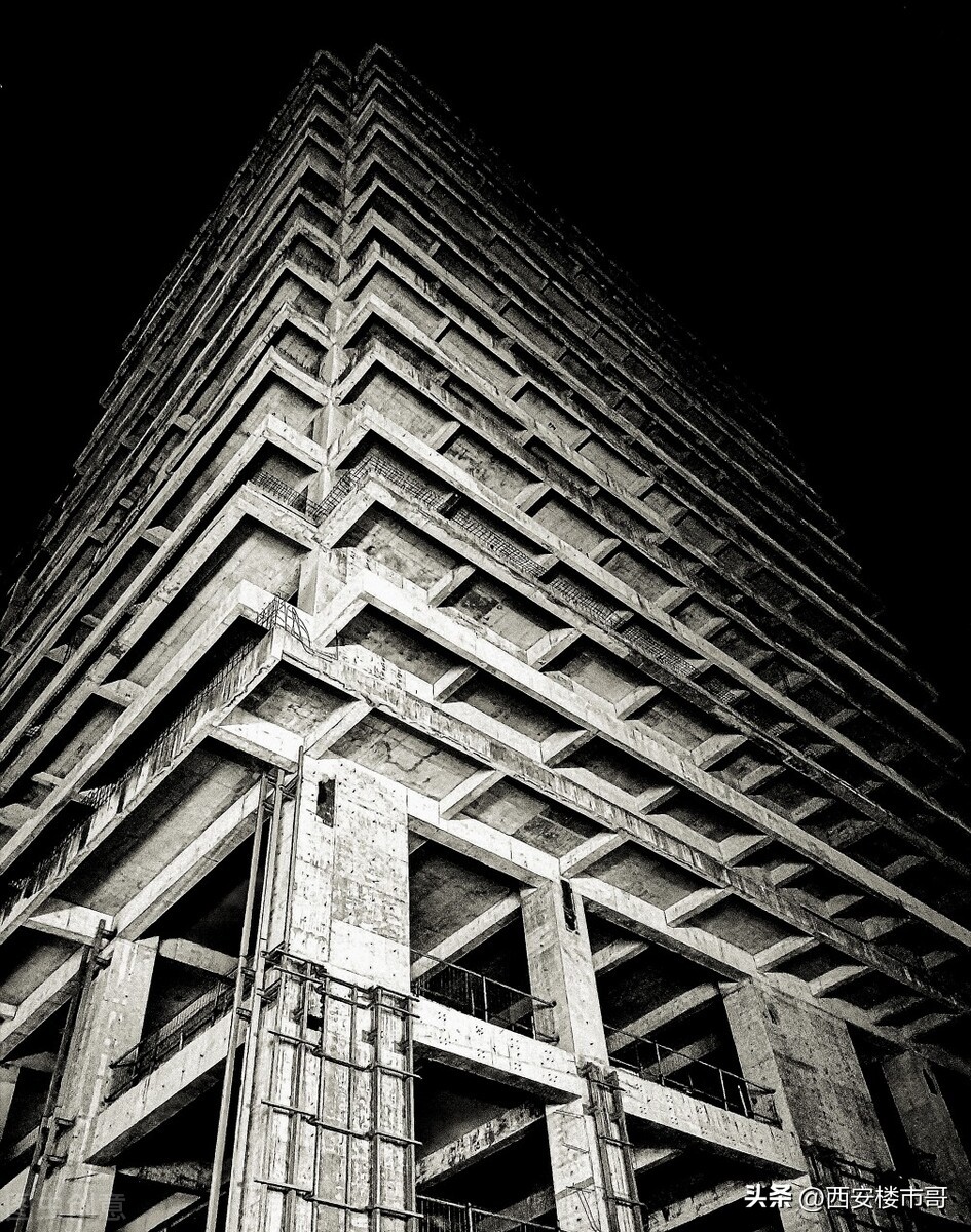 西安烂尾楼的艰辛复活路,西安烂尾楼一条街