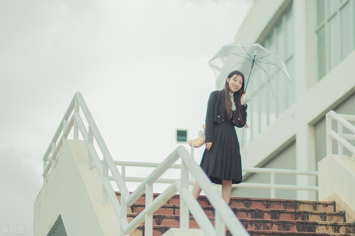 飞机突然坠毁一般什么原因,飞机到底是什么原因导致坠机的