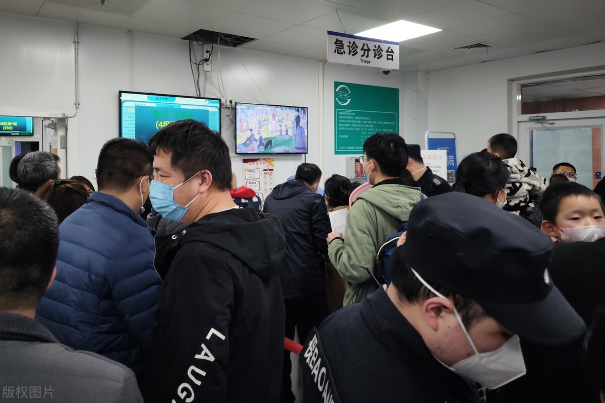 流感高发期儿科门诊爆满,北京流感进入高发季