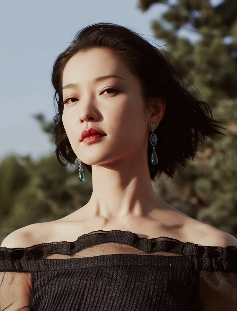 宽脸怎么修饰好看,大宽脸如何变精致窄脸