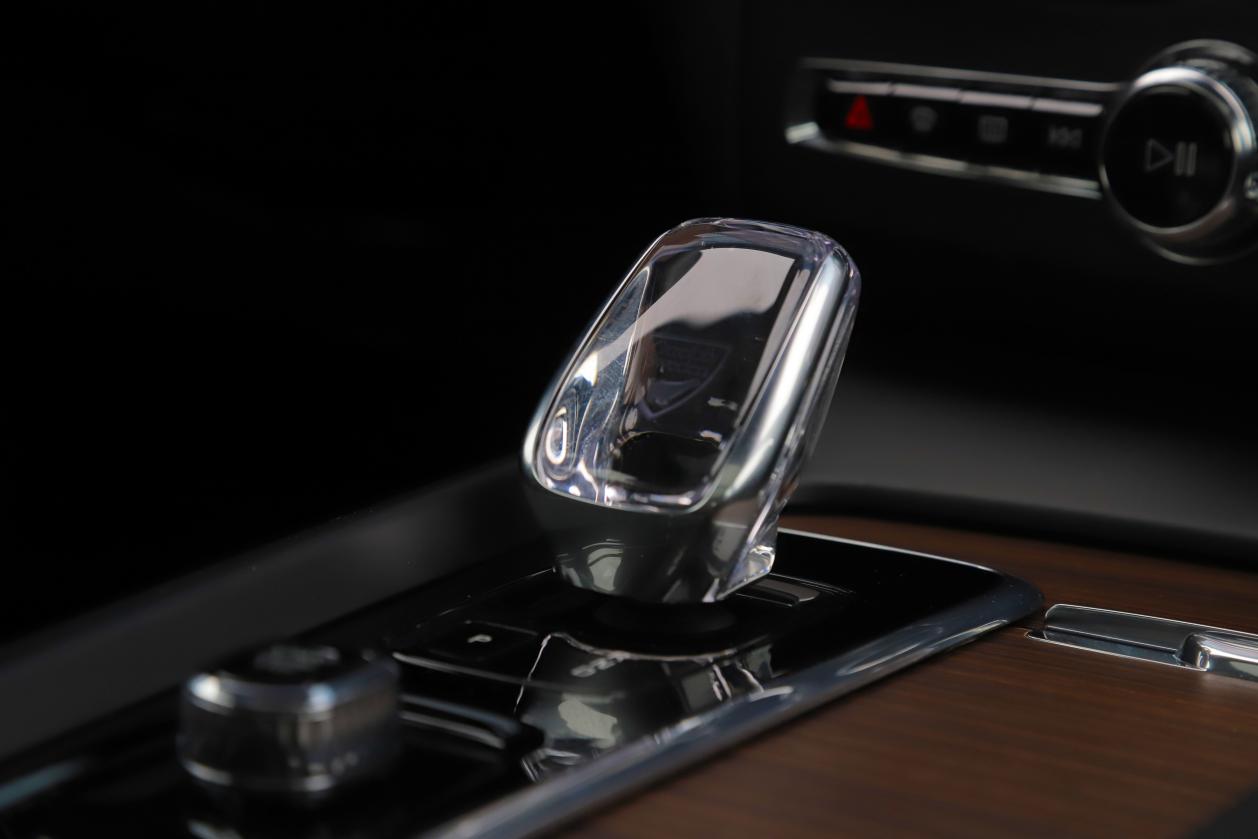 六边形战士坦克,六边形战士轻量级