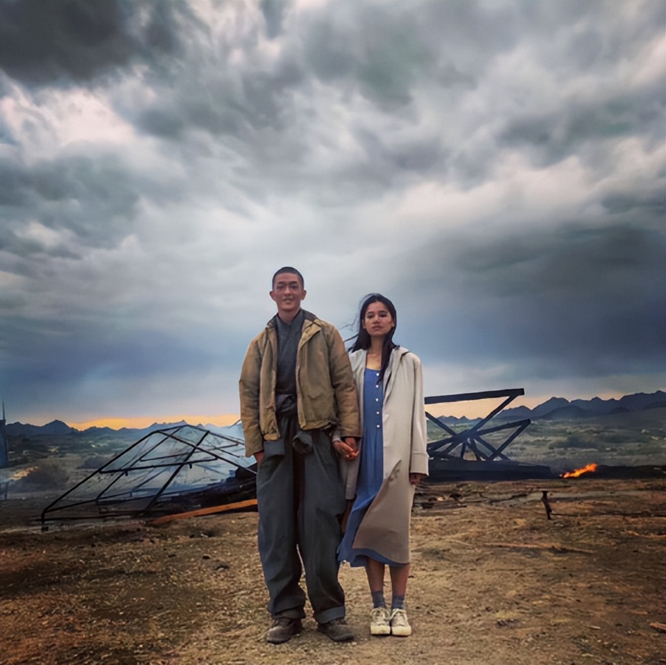 张婧仪青春疼痛文学图片,张婧仪长着青春疼痛文学的脸