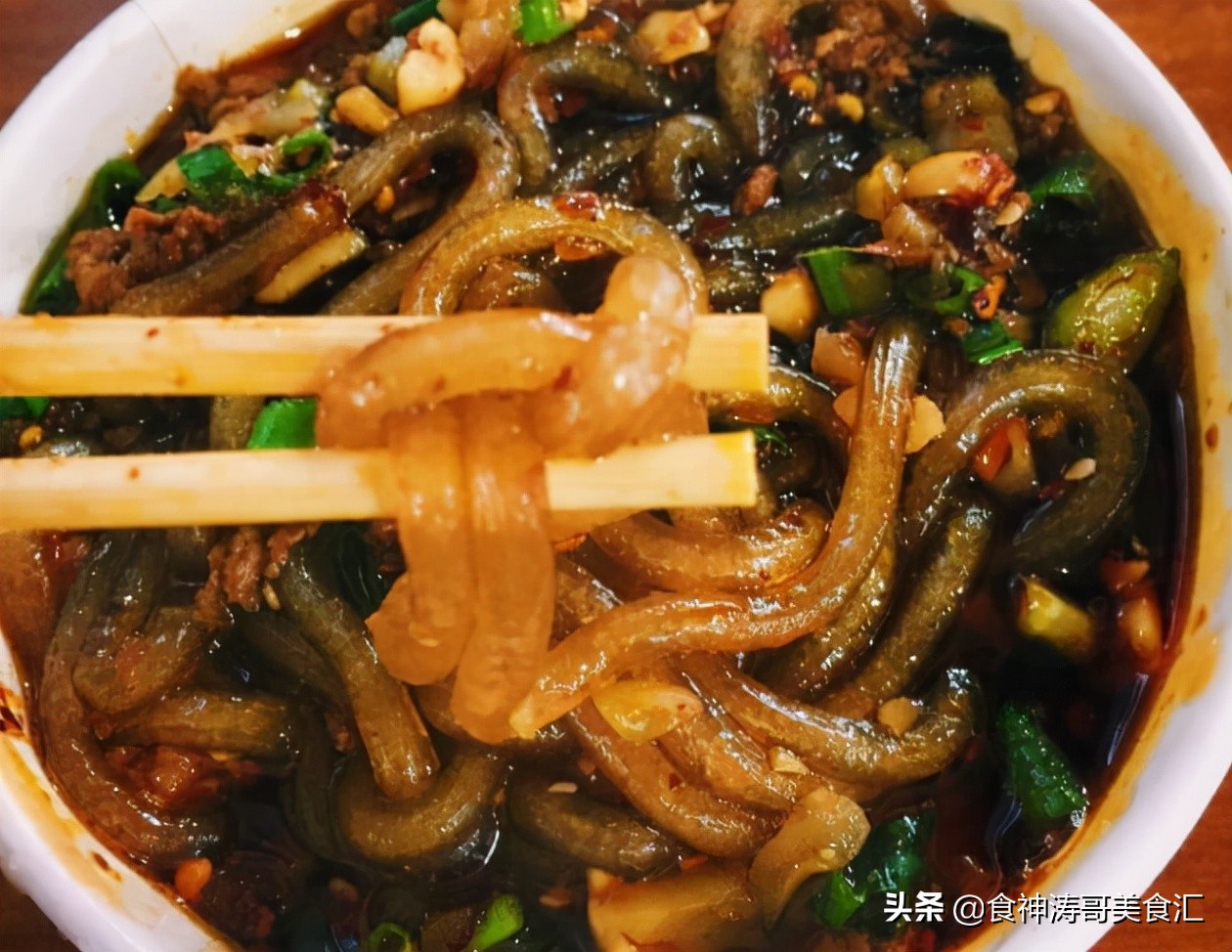 享有盛名的特色美食小吃,唯有美食不可辜负辣子鸡