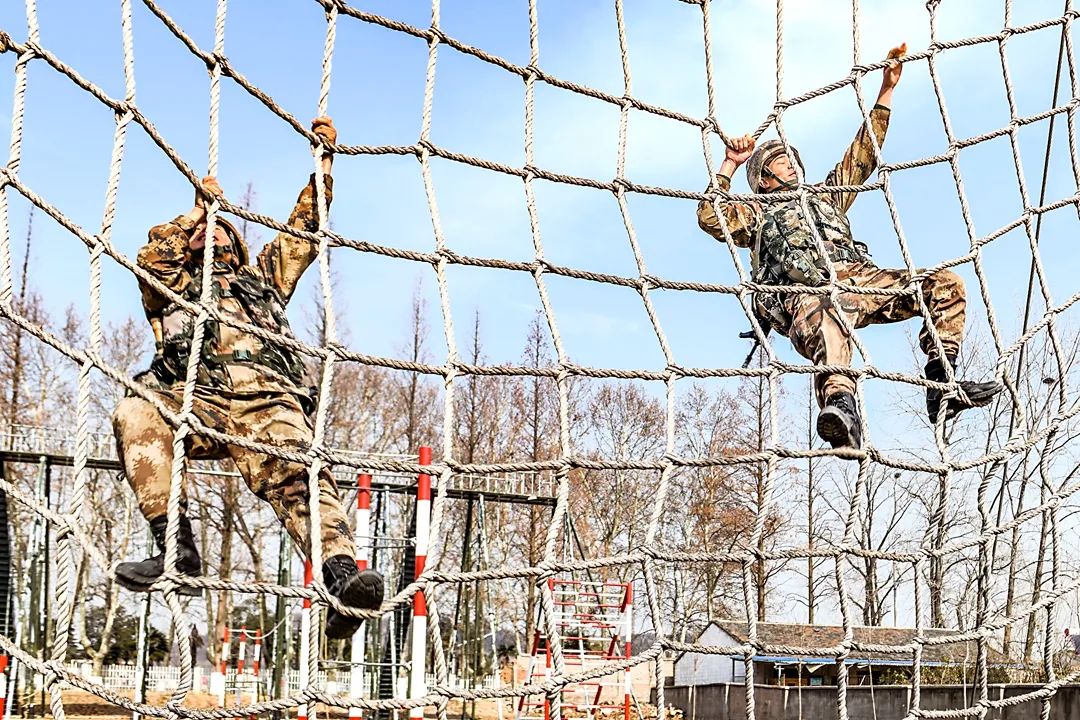 军营一周工作安排,军营一日生活制度时间表