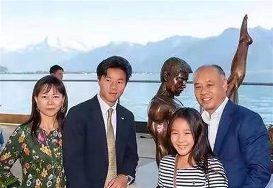 李宁是最有钱的运动员吗,体操王子李宁采访侯耀文完整视频