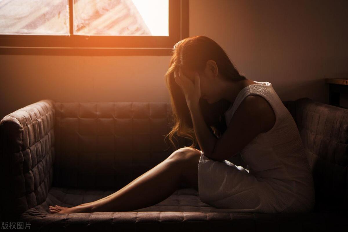 怎样摆脱抑郁焦虑情绪,无法排解的孤独感该怎么办