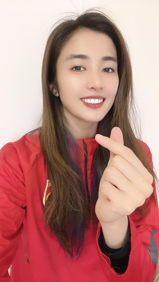 女足门将被撒狗粮的瞬间,女足门将的照片