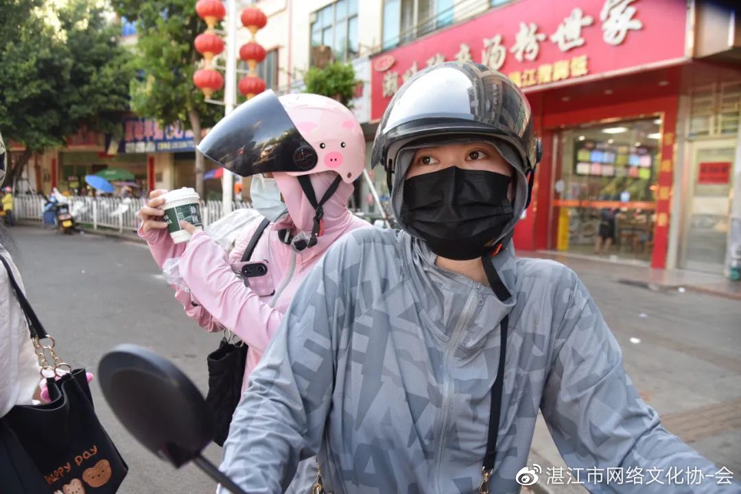 一夜爆火!海南游客骑电动车一日游徐闻