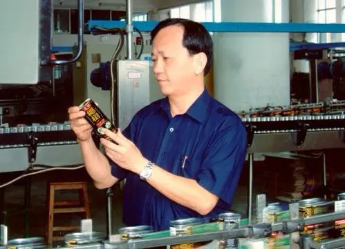 从小喝到大椰子汁广告争议,从小喝到大的椰汁广告图片