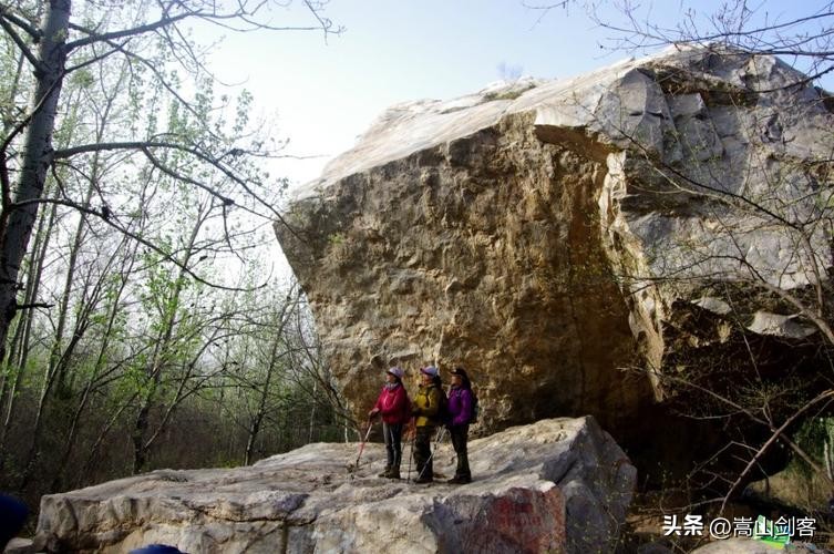 嵩山迎仙阁的传说,登封市嵩山迎仙阁