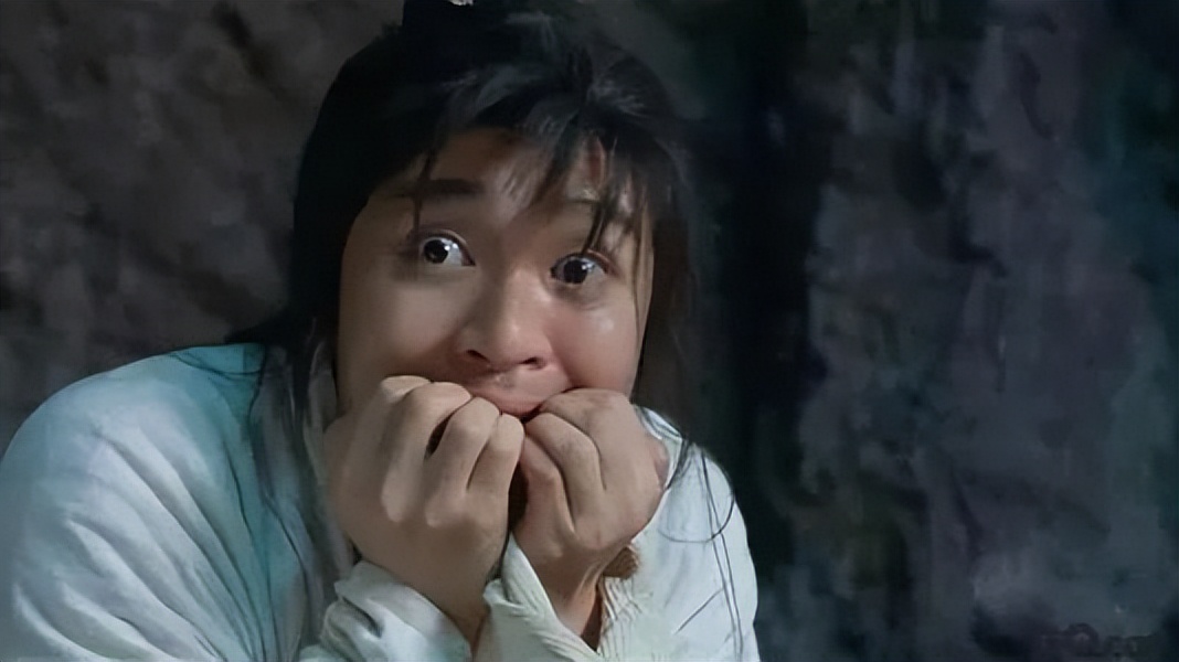 百世快递丢件严重,三通一达快递摔包裹暴力卸货