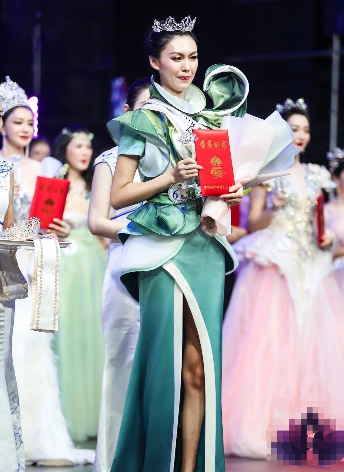 沈阳首位盲人模特,沈阳50岁女性模特