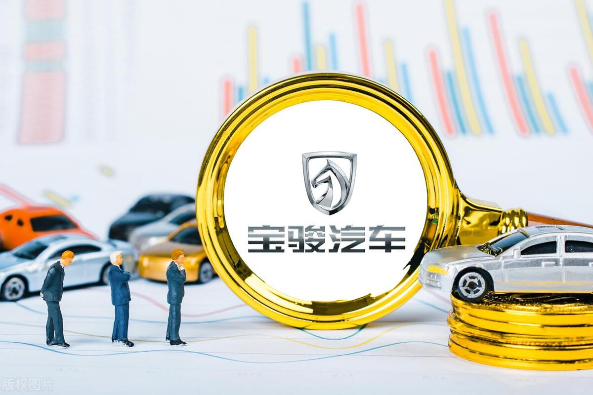 宝骏哪一款车型上装2.0发动机,宝骏的发动机和五菱的一样吗