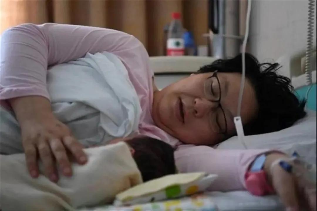 中国第一个试管婴儿多少岁啦,中国第一例试管婴儿在哪成功的