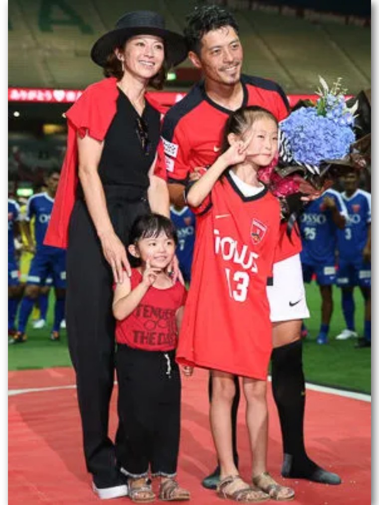 他是日本“国宝级”*男美**，为爱情得罪上层势力，遭封杀后毅然退圈