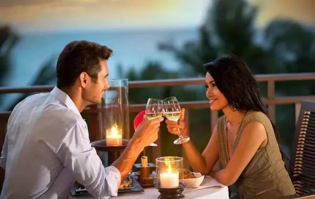 情侣之间冷战不说话怎么解决,情侣之间冷战有隔阂了怎么办