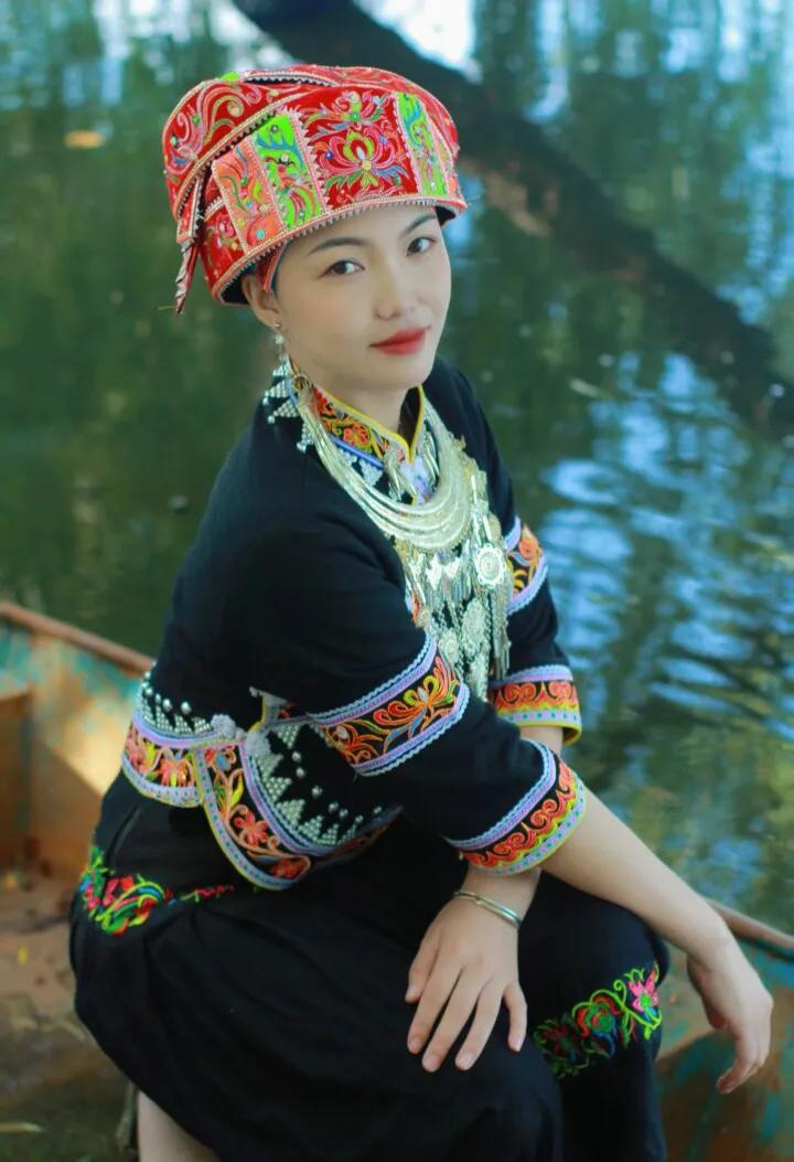 中国五十六个民族服饰,五十六个民族代表服饰图片