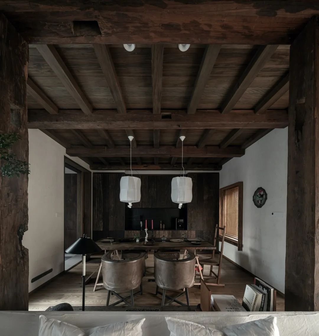 湖北夫妻造房子,湖北夫妻两万造房