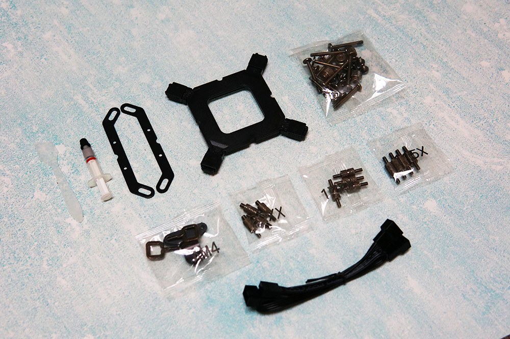 鑫谷昆仑御风幻影黑机箱,鑫谷昆仑御风机箱分体式水冷