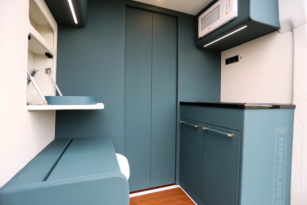 上汽大通房车新款房车,2.5米高上汽大通纯电科技智能房车