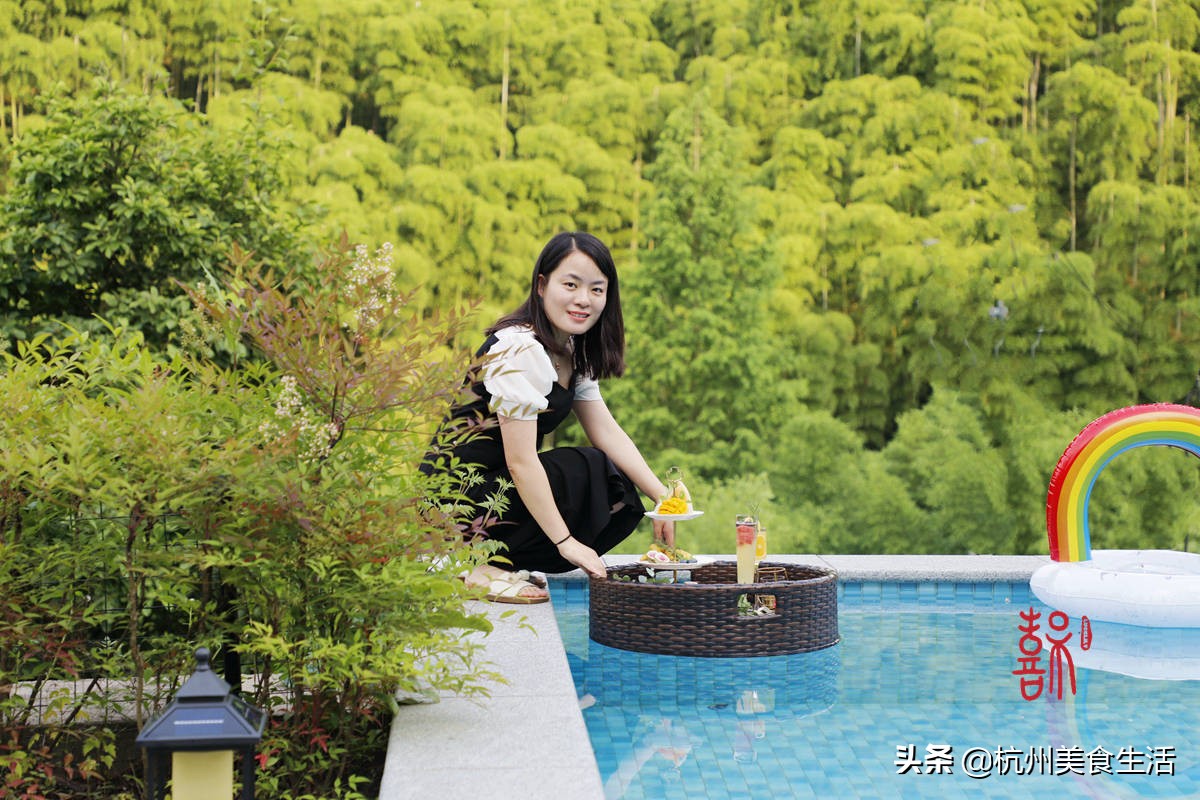 鏃犺竟娉虫睜澶忓ぉ,浠侀噷蹇冩硦鑾共姘戝