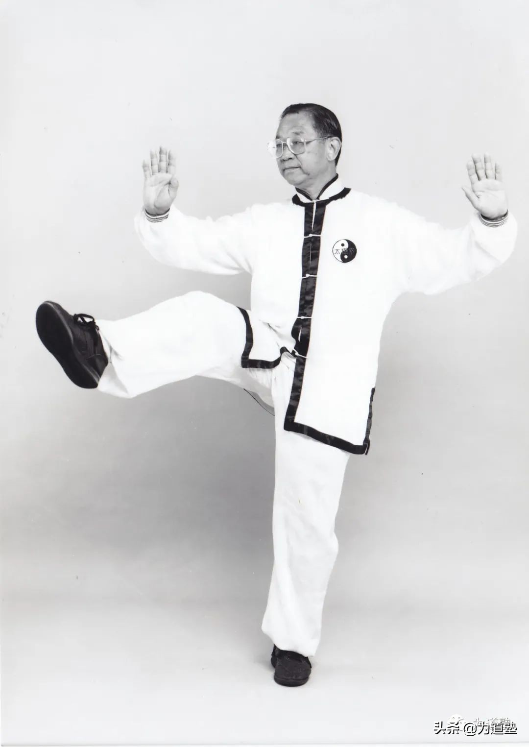 截拳道根在中国：李小龙弟子李恺师傅阐释截拳道精要（综合）