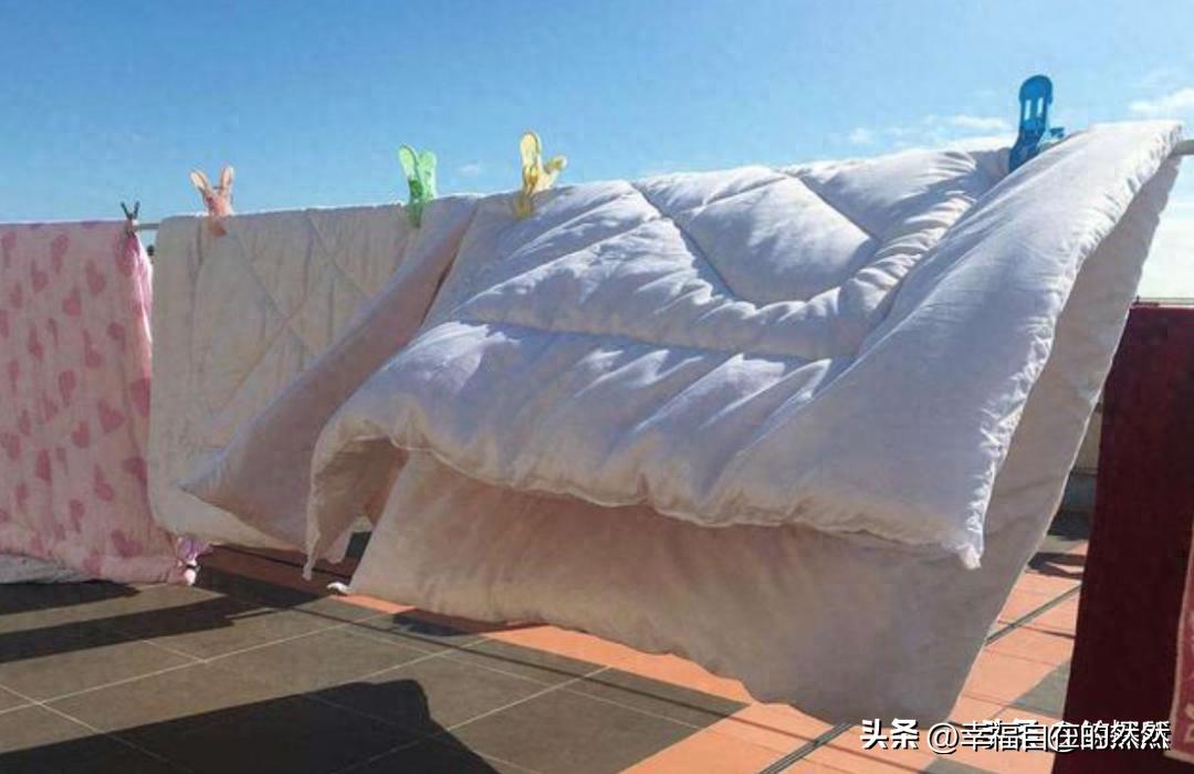 羽绒被太阳晒能杀菌吗,羽绒被洗后晒干有黄渍