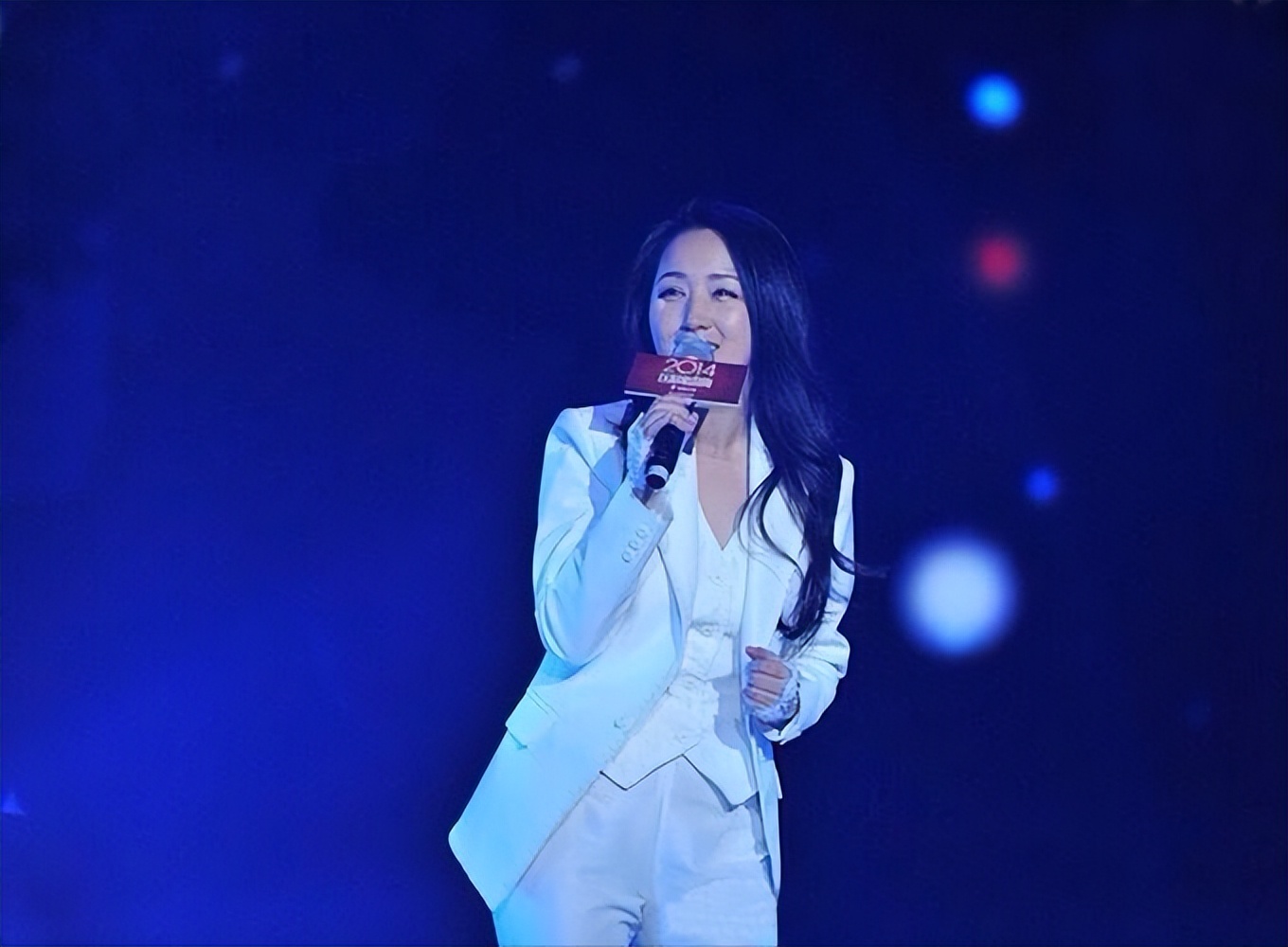 分手的26年后，赖文峰出狱乡下结婚度日，杨钰莹的选择令人心疼