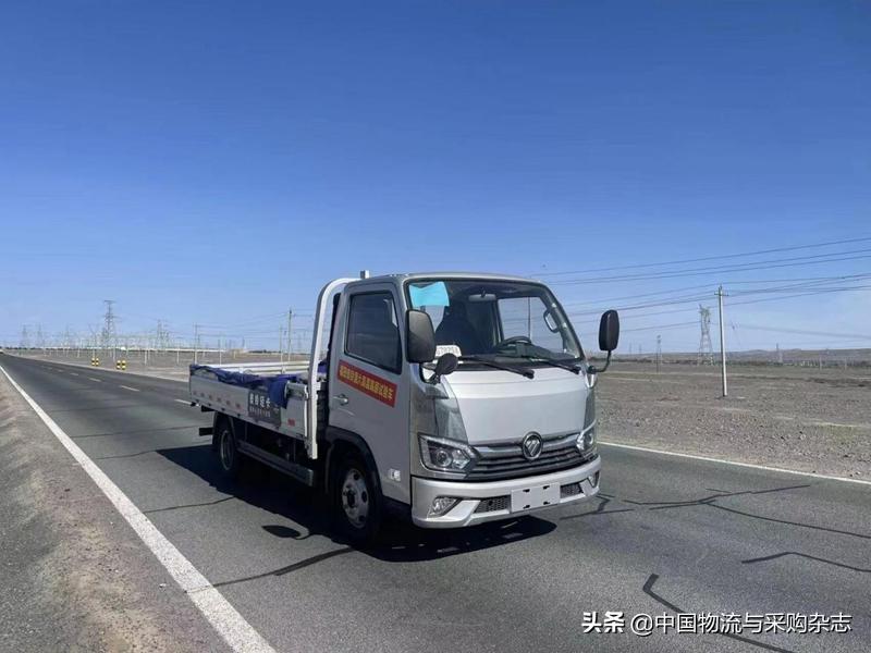 把车开进荒郊野外,奥铃轻卡跑长途