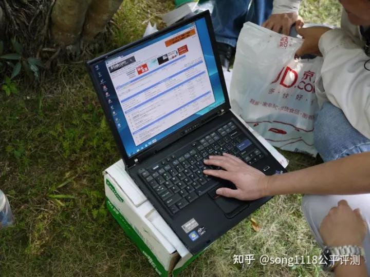 经典笔电复刻机51nbT70评测:依然可以ThinkPad!