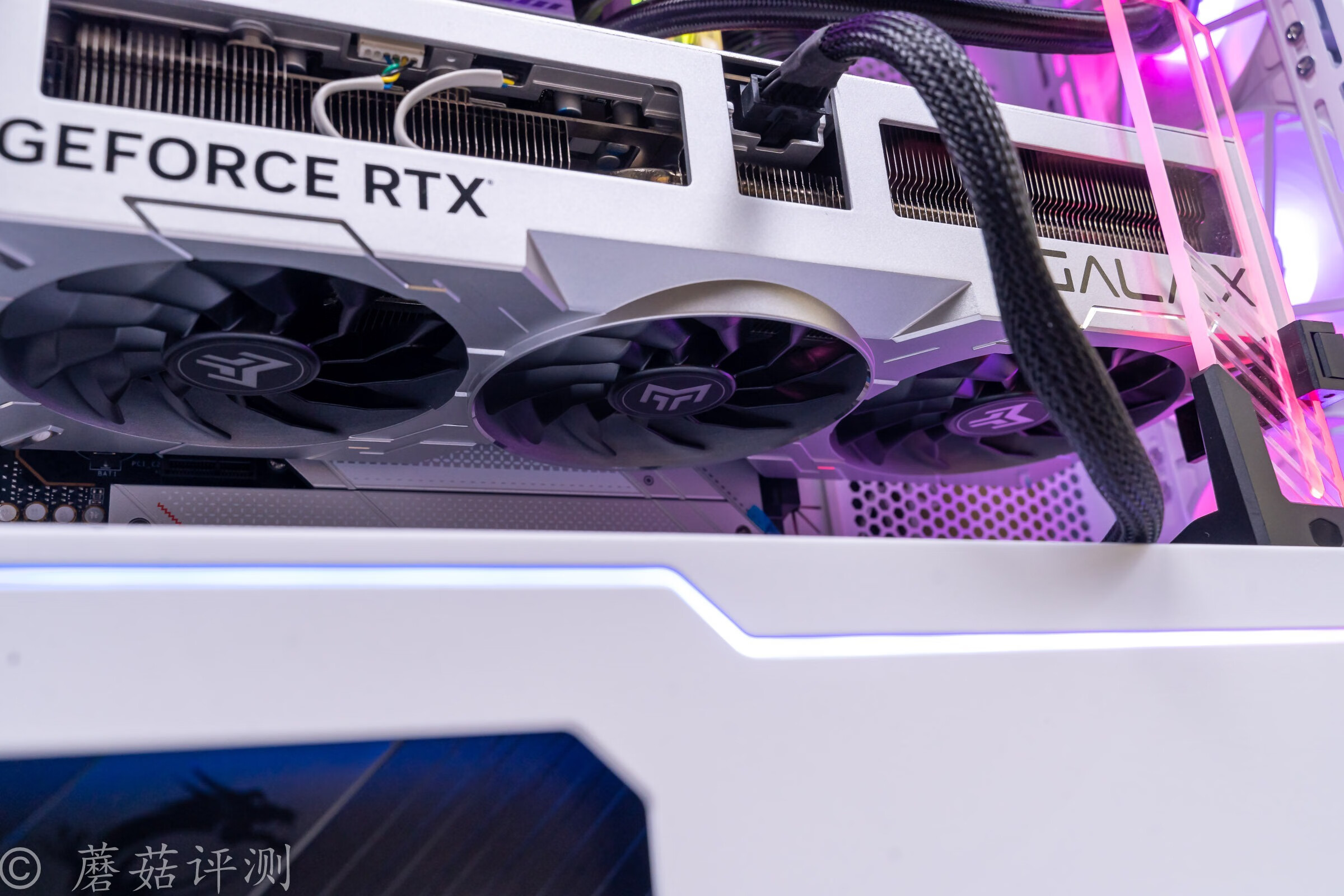 影驰geforcertx4090gamingxtrio,影驰3060金属大师显卡排名