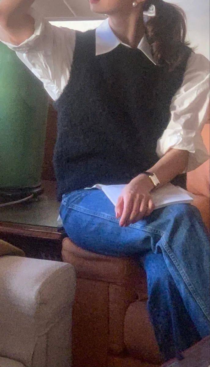 夏天穿一套黑色的衣服好看吗,没想到穿小黑裙气质还真不错