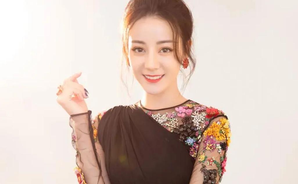 女孩身上毛发旺盛代表什么,这3处毛发越旺盛说明肾脏越健康